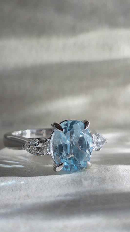 3stone aquamarine ring
