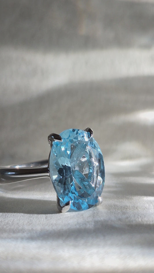 Aquamarine ring